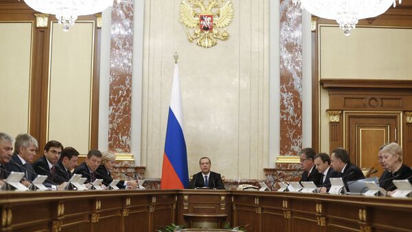 Председатель правительства РФ Дмитрий Медведев проводит заседание кабинета министров РФ в Доме правительства РФ