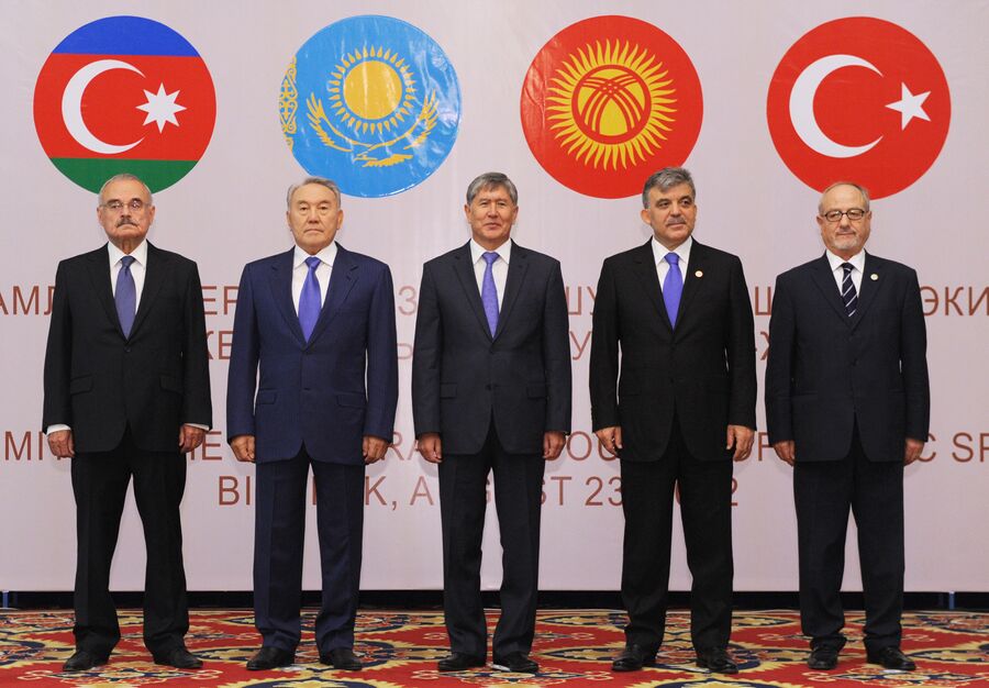 Участники Тюркского совета в Бишкеке