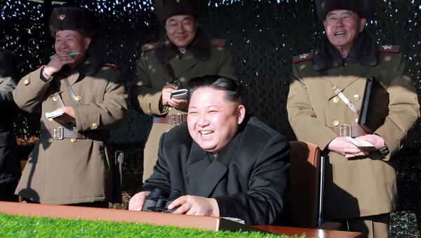 Северокорейский лидер Ким Чен Ын в воинской части 525 Корейской народной армии