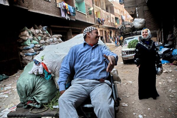 Жители района Маншият-Насир на окраине Каира, так называемого города мусорщиков
