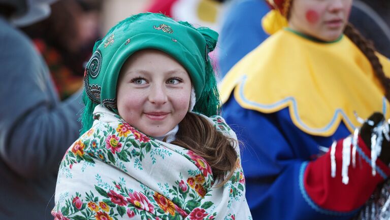Участница праздничного шествия Дедов Морозов, Снегурочек и сказочных персонажей в Краснодаре