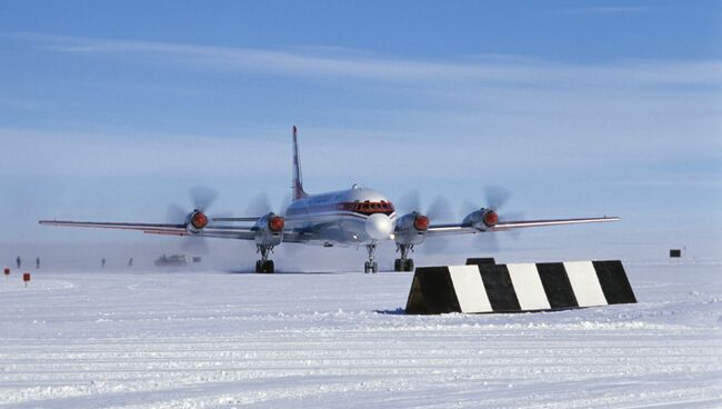 Самолет ИЛ-18. Архивное фото