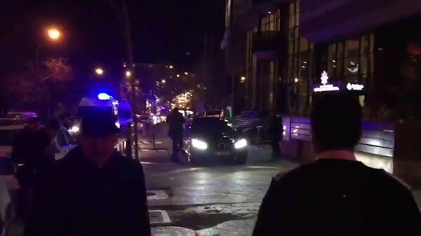 Совершено покушение на посла России в Турции. Кадры с места ЧП Совершено покушение на посла России в Турции. Кадры с места ЧП