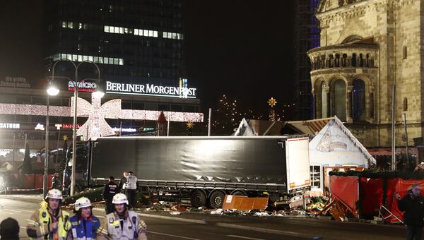 Ситуация в Берлине после наезда грузовика на рождественскую ярмарку