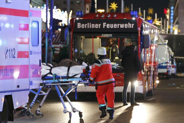 Ситуация в Берлине после наезда грузовика на рождественскую ярмарку