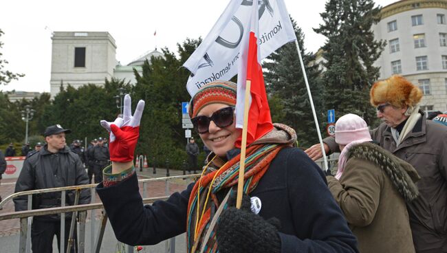 Антиправительственный митинг в Варшаве