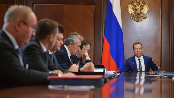 Председатель правительства РФ Дмитрий Медведев проводит в подмосковной резиденции Горки заседание наблюдательного совета Внешэкономбанка. 21 декабря 2016