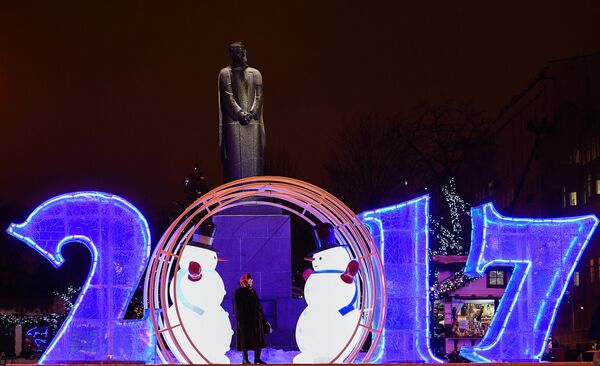 Новогодняя иллюминация на Тверском бульваре в Москве
