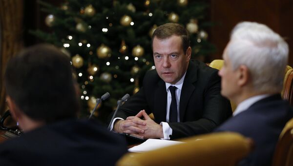 Председатель правительства РФ Дмитрий Медведев проводит совещание о проекте Энергетической стратегии России на период до 2035 года. 22 декабря 2016
