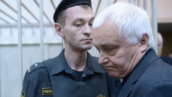 Экс-глава Роспечати Борис Миронов в Басманном суде Москвы после оглашения приговора. 22 декабря 2016