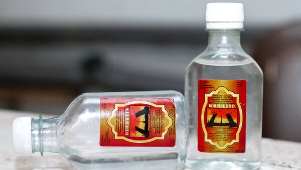 Массовое отравление суррогатным алкоголем в Иркутске. Архивное фото