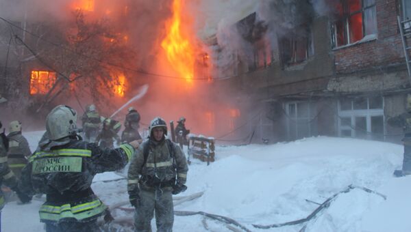 Пожар на радиозаводе в Барнауле. 23 декабря 2016
