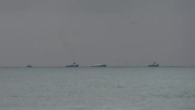 Поисково-спасательные работы у побережья Черного моря, где потерпел крушение самолет Минобороны РФ Ту-154