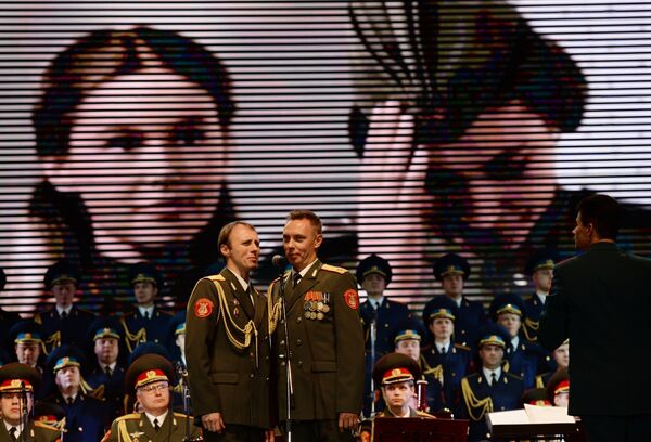 Выступление ансамбля им. Александрова на Зимнем фестивале искусств в Сочи