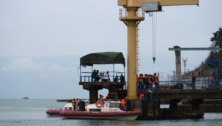 Поисково-спасательные работы у побережья Черного моря, где потерпел крушение самолет Минобороны РФ Ту-154. 26 декабря 2016