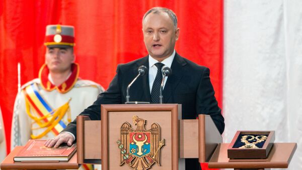 Избранный президент Молдавии Игорь Додон во Дворце Республики во время церемония инаугурации. Архивное фото