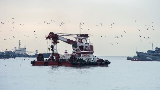 Поисково-спасательные работы у побережья Черного моря, где потерпел крушение самолет Минобороны РФ Ту-154