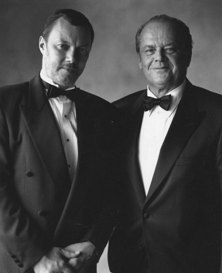 Переводчик кинофильмов, актёр Василий Горчаков и американский актер Джек Николсон Переводчик кинофильмов, актёр Василий Горчаков и американский актер Джек Николсон