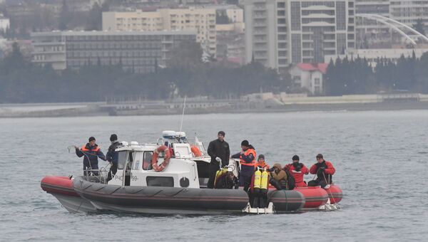 Поисково-спасательная операция на месте крушения самолета Ту-154 в Черном море у берегов Сочи