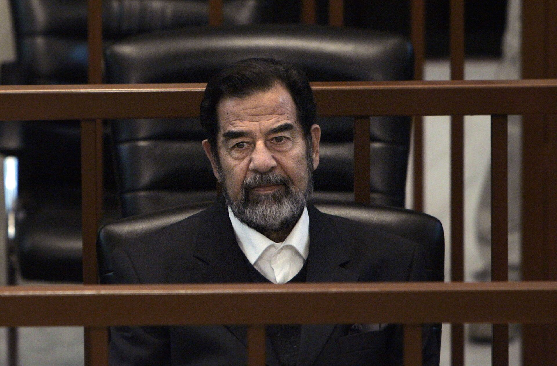 Трибунал над бывшим иракским президентом Саддамом Хусейном  - РИА Новости, 1920, 18.09.2020