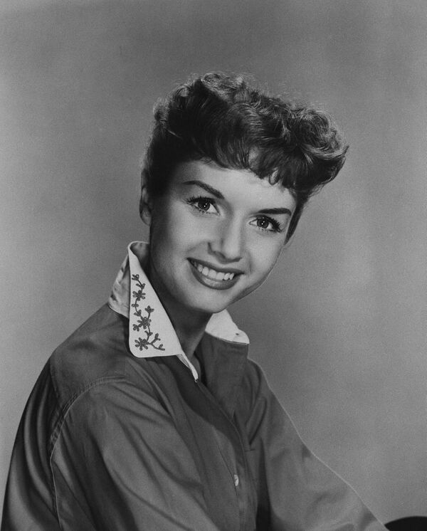 Актриса Дебби Рейнольдс. 1954 год
