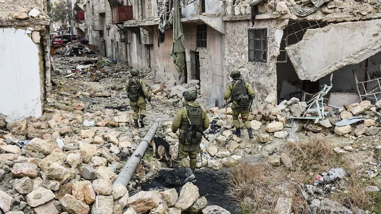 Работа инженеров Международного противоминного центра Вооруженных Сил России в освобожденном Алеппо Работа инженеров Международного противоминного центра Вооруженных Сил России в освобожденном Алеппо