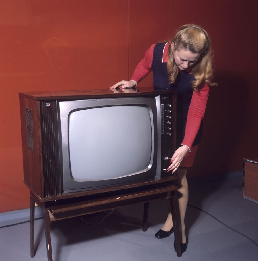 Цветной телевизор Рекорд-705