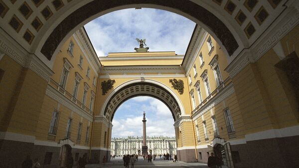 Арка Главного штаба - триумфальная арка, посвященная победе России над Наполеоном в 1812 году