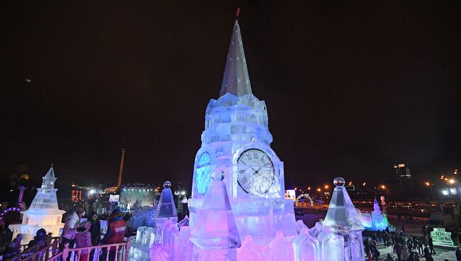 Новогодний фестиваль Ледовая Москва. В кругу семьи. Архивное фото