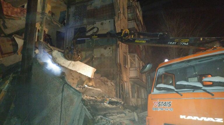 Обрушение жилого дома в Казахстане