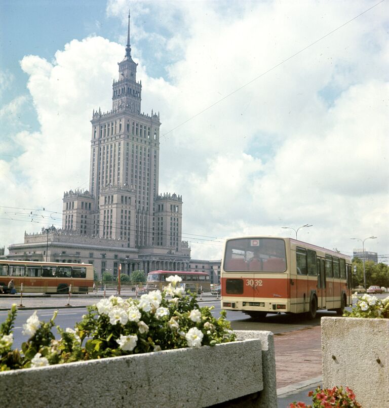 Дворец культуры и науки Дворец культуры и науки
