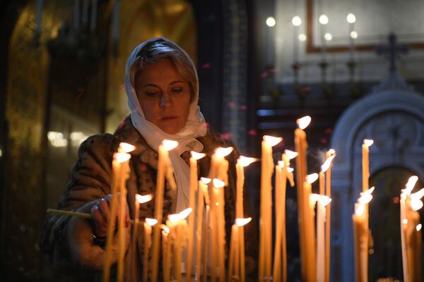 Рождественское богослужение в храме Христа Спасителя Рождественское богослужение в храме Христа Спасителя