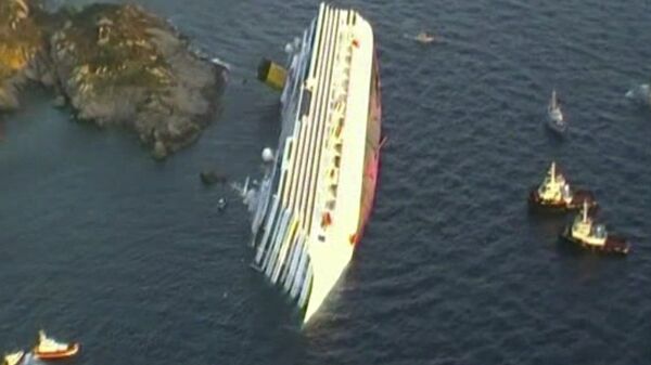 Потерпевшее крушение круизное судно Коста Конкордия