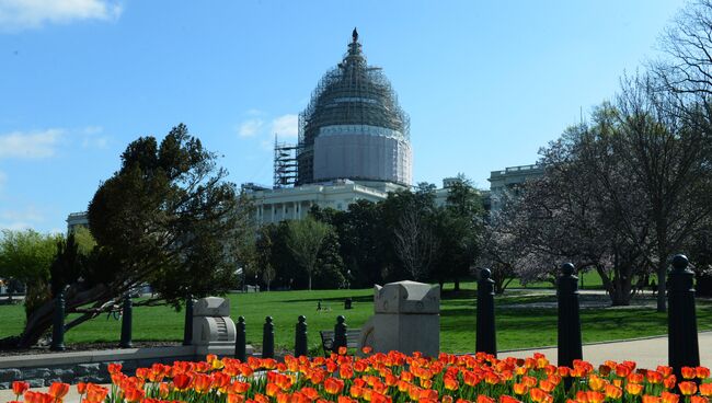 Капитолий - здание Конгресса США, состоящего из Сената и Палаты представителей