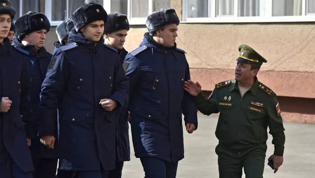 Призывники в сборном пункте Симферополя. Архивное фото