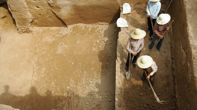 Археологические раскопки в Китае. Архивное фото