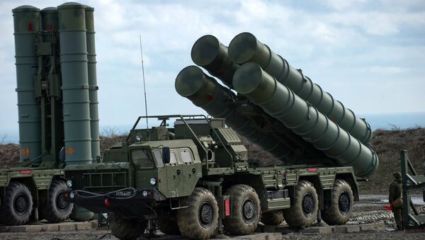 Полк С-400 заступил на боевое дежурство в Крыму Полк С-400 заступил на боевое дежурство в Крыму