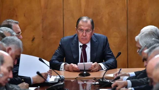 Министр иностранных дел РФ Сергей Лавров во время встречи с представителями ведущих палестинских политических партий и движений в Москве