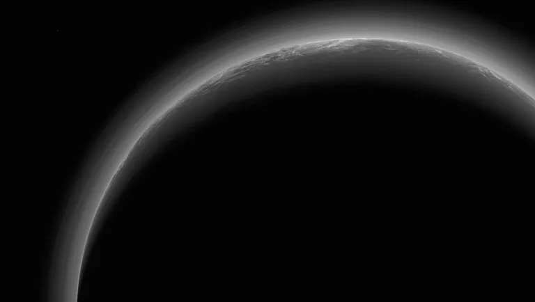 Изображение Плутона, полученное зондом New Horizons Изображение Плутона, полученное зондом New Horizons