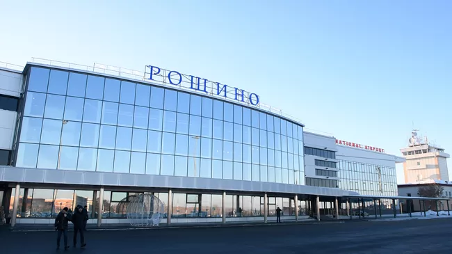 Здание тюменского аэропорта Рощино, открытого после реконструкции. 17 января 2017