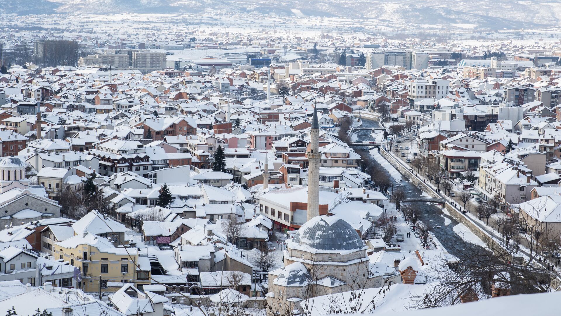 Панорама города Признен, Косово - РИА Новости, 1920, 31.12.2021