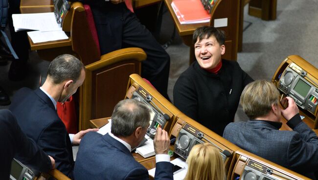 Депутат Верховной рады Надежда Савченко на заседании Верховной рады Украины в Киеве. Архивное фото