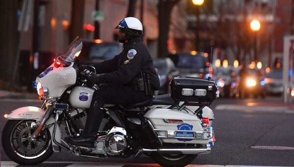Полицейский на одной из улиц Вашингтона