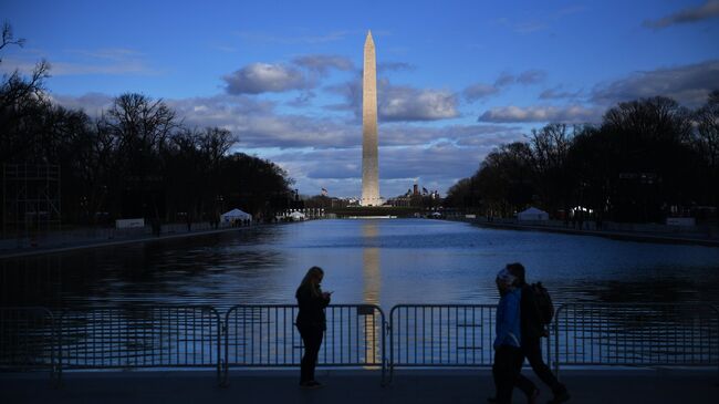 Вид на монумент Вашингтона. Архивное фото