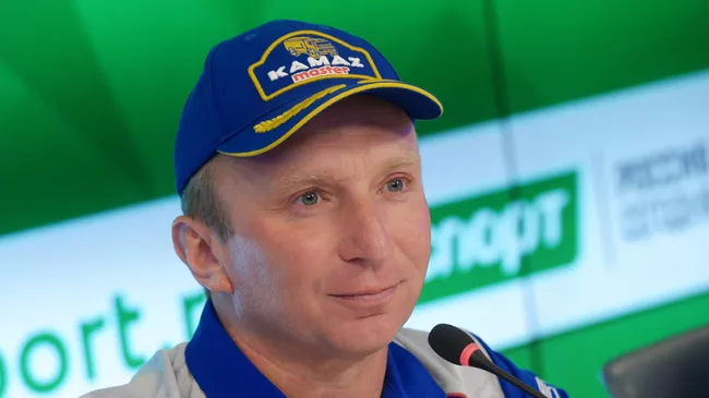 Руководитель команды КАМАЗ-мастер Владимир Чагин на пресс-конференции в международном мультимедийном пресс-центре МИА Россия сегодня. 19 января 2017