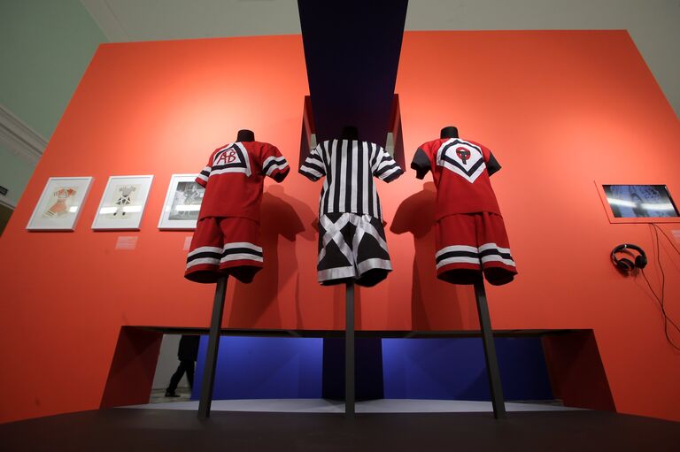 Образцы спортивной формы 1923 г., пошитые по эскизам советской художницы-авангардистки Варвары Степановой