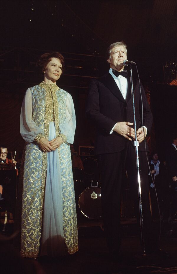 Президент США Джимми Картер и миссис Картер