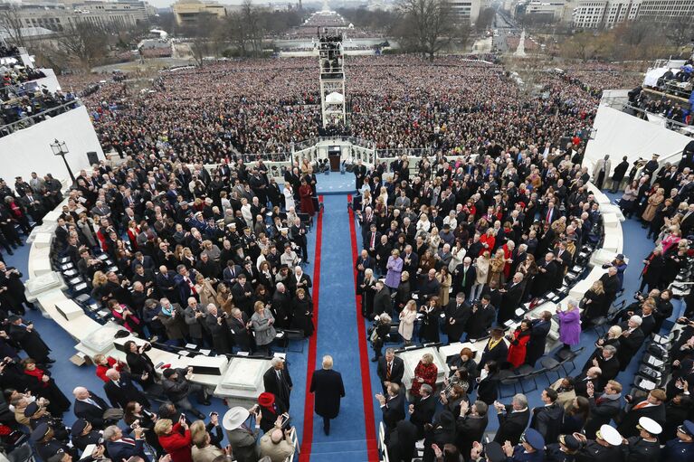 Избранный президент Дональд Трамп прибыл на инаугурацию в Капитолий в Вашингтон. 20 января 2017