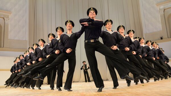 Артисты ансамбля народного танца имени Игоря Моисеева. Архивное фото
