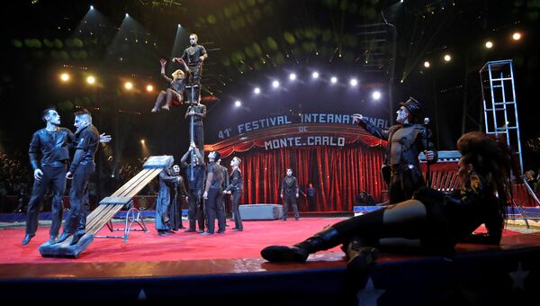 Артисты труппы Сергея Трушина на 41-м Международном цирковом фестивале в Монте-Карло, Монако